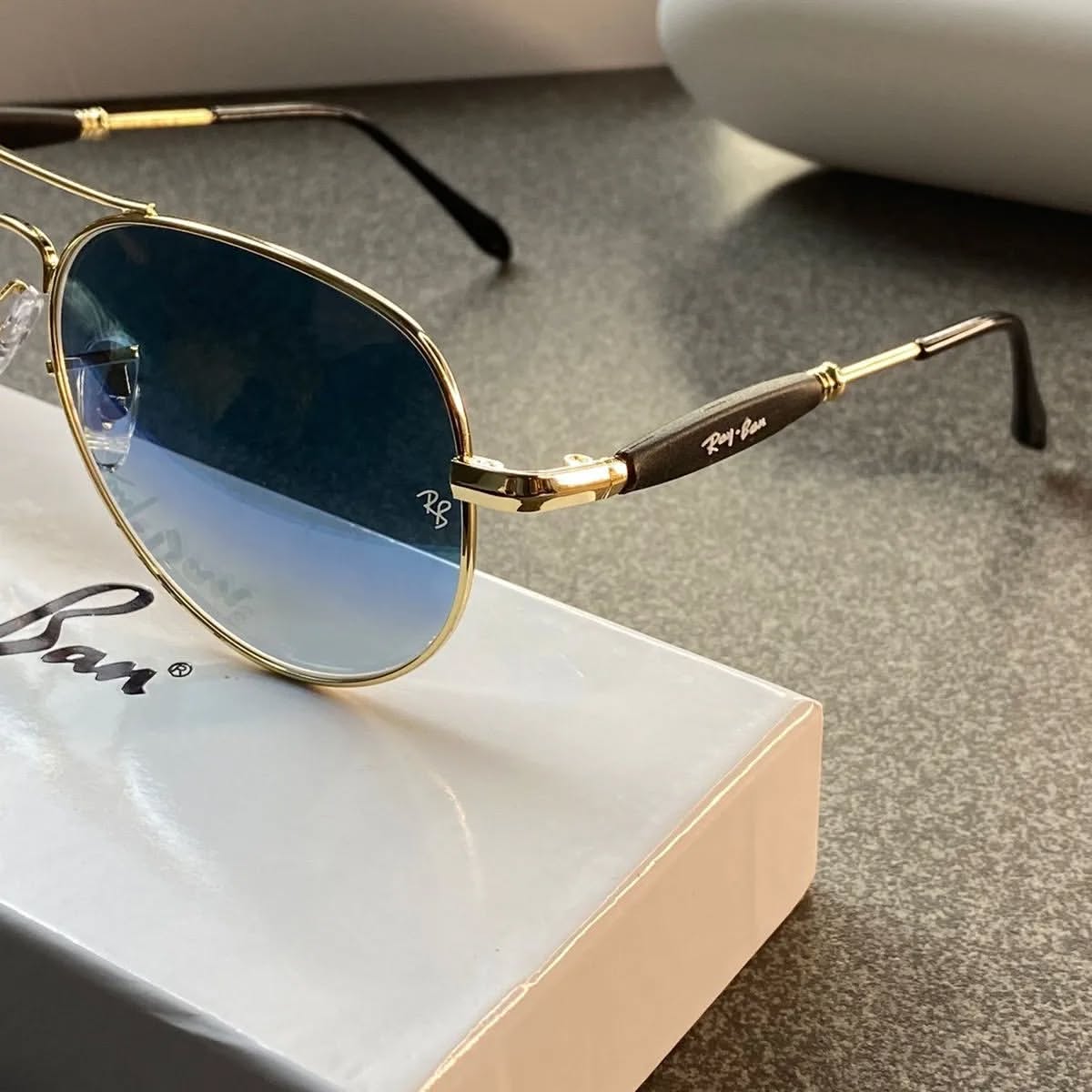 Ray Ban Gold Blue 3517 Sunglass For Daily Causal Evergreen UV Protected For Unisex