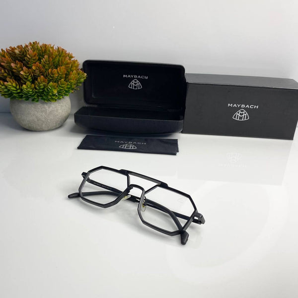 RAY-BAN Day-Night & Black Square Causal Latest Sunglass For Unisex.