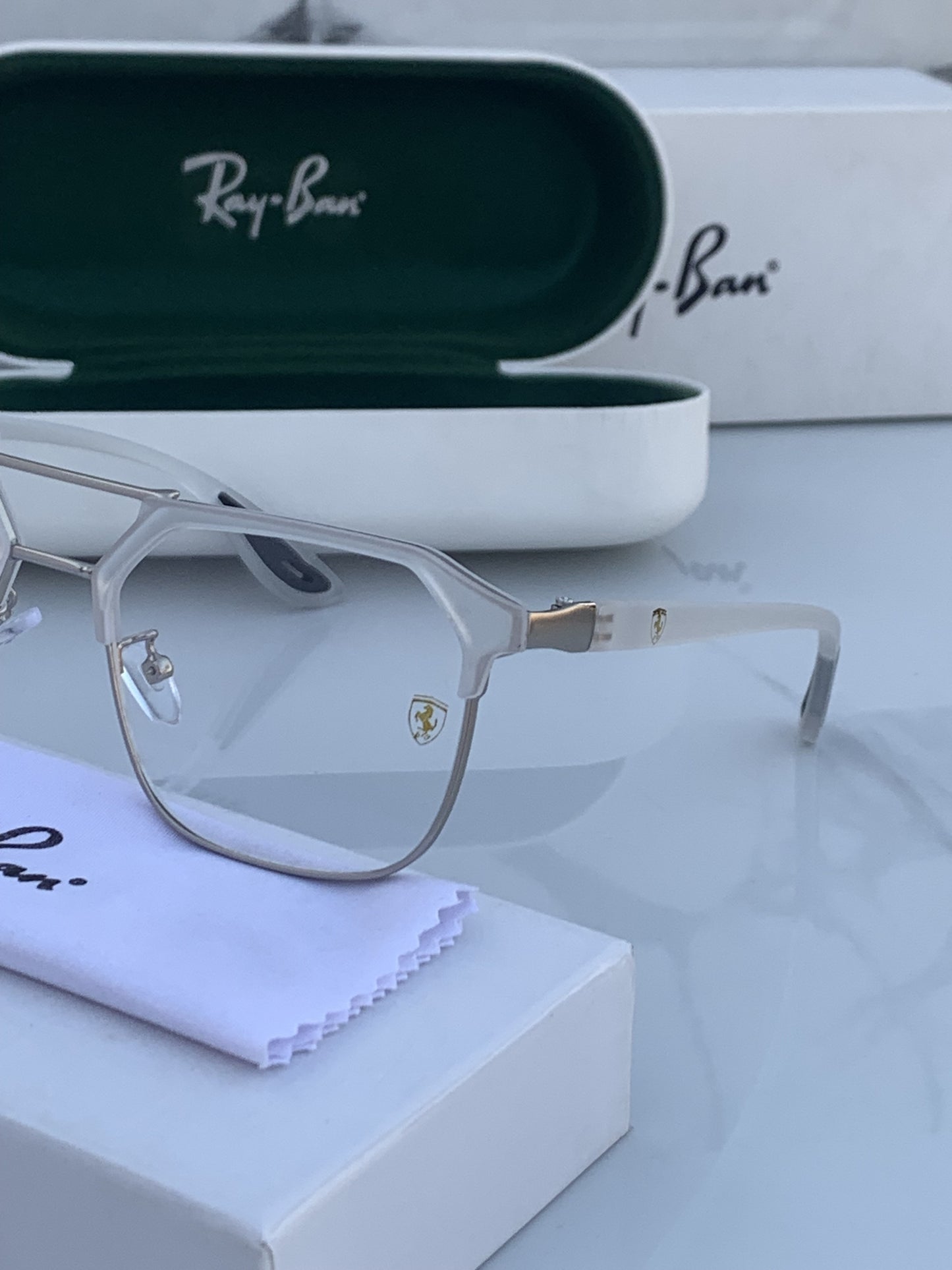 Ray Ban White Clear Sunglass For Daily Causal Evergreen UV Protected For Unisex.