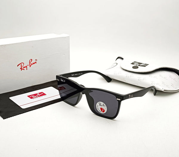 RAY-BAN Black & Black 4487 Square Trendy Hot Favourite Wintage Sunglass For Unisex.